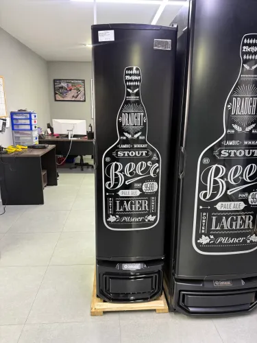 GCB-23E PR REFRIGERADOR VERTICAL CERVEJEIRA GELOPAR 