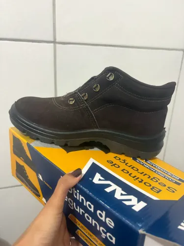 BOTINA DE SEGURANÇA MARROM TAM 42