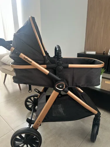 Carrinho de Bebê Romanzo Travel System