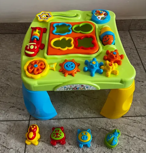 Mesa Criativa Didática - Mesinha de Atividades Infantil (Com Peças)