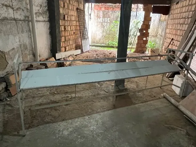 Base para prateleira