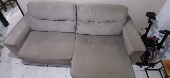Sofá retrátil reclinável