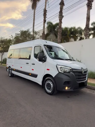 Renault Master 2.3 DCI Executive Longo 16L Dies 2025