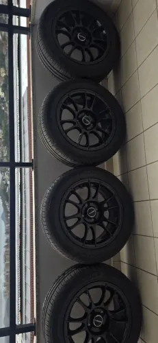 Rodas aro 15 /4x100 + Pneu Michelin