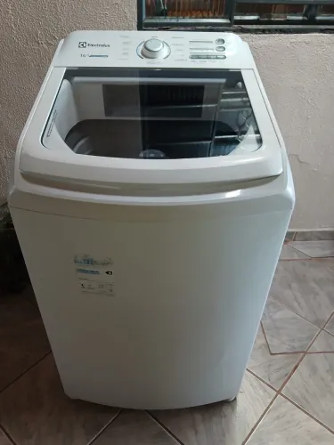 Máquina de lavar roupa Seminova 14Kg
