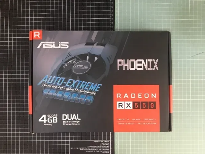 Placa de Vídeo ASUS RX 550 4GB - 1 Ano de Uso