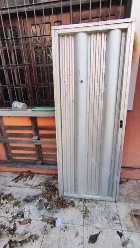 PORTÃO DE ALUMÍNIO FURNIDO NATURAL 