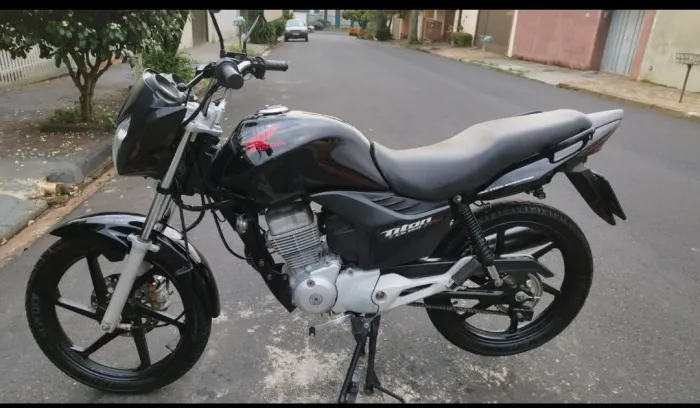 Honda Titan mix 150 completa 2012