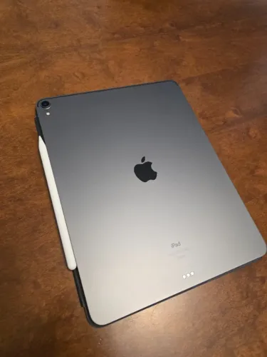 iPad Pro 12.9 + Apple Pencil - 3ªGeração - PERFEITO ESTADO