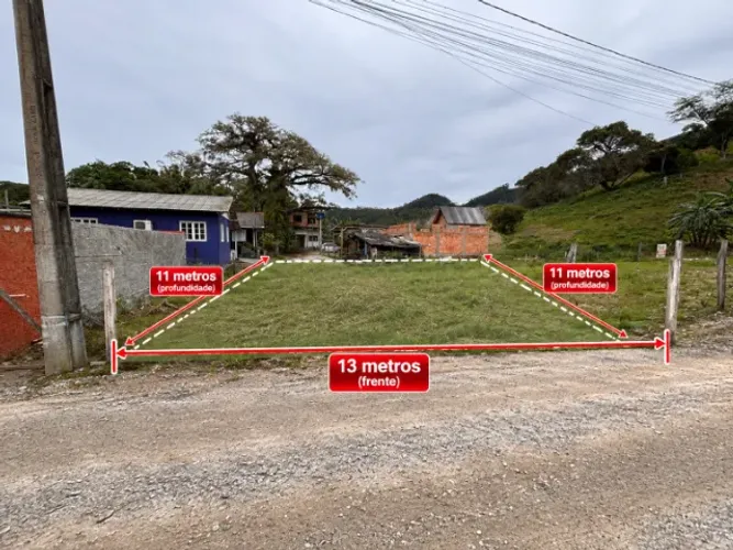 Otima Oportunidade - Terreno em Itapema com 143 m²
