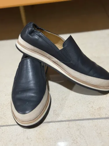 Tênis/Sapato Slip On KML Karmélia Paper Couro Preto nº 37