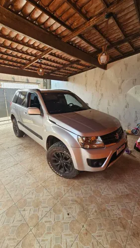 Suzuki Grand Vitara 2.0 16V 4x2/4x4 5P Aut. 2013