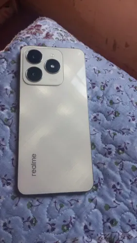 Celular realme c61