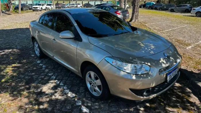 Renault Fluence Sed. Dynamique 2.0 16V Flex Aut. 2012