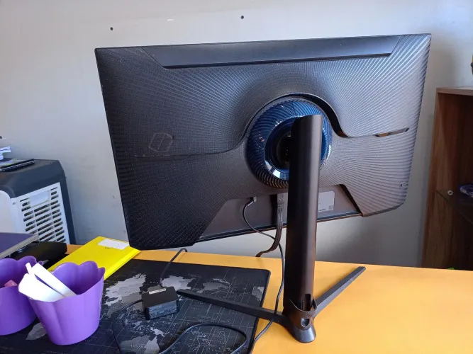 Monitor game Samsung 