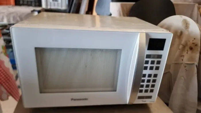Microondas Panasonic 26 litros 127 volts bem conservado funcionando 100%