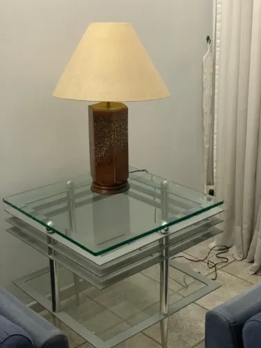 Mesa Lateral em Aço Inox e Tampo de Vidro