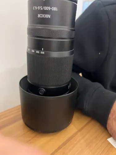 Nikon 180-600