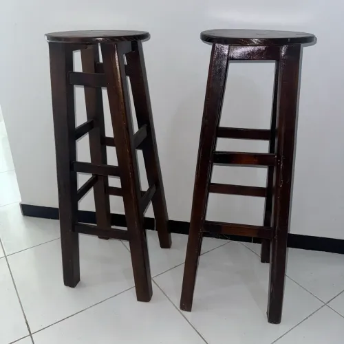 Bancada alta para balcão, madeira pura .