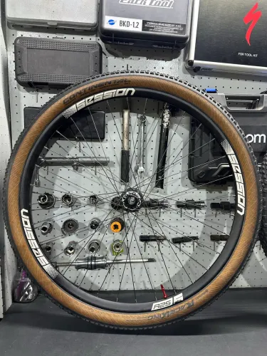 Rodas session A25 semi novas