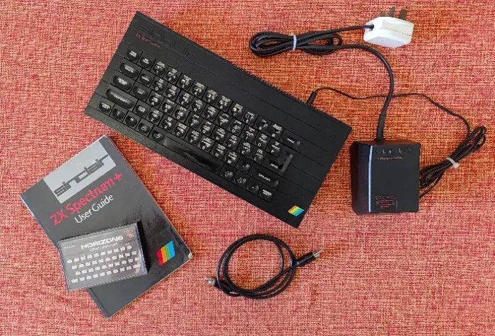 Computador Sinclair Zx Spectrum Plus 48KB ( Tipo TK90X / TK95 ) - Teclado C/ Falhas
