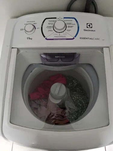 Máquina lava e seca 11k Eletrolux 