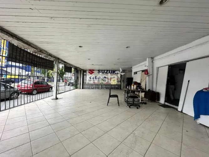 Ponto comercial no bairro da Encruzilhada em Santos