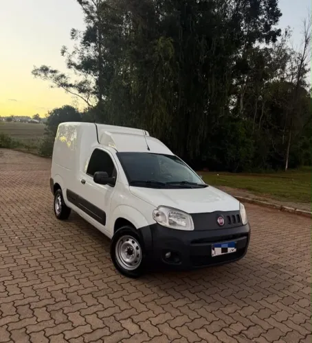 Fiat Fiorino Furgão Work. Hard 1.4 Flex 8V 2P 2018
