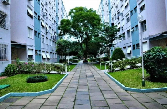 Apartamento em Avenida Engenheiro Francisco Rodolfo Simch - Sarandi - Porto Alegre/RS