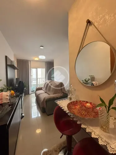 Vende-se Apartamento 2/4, Suíte, Varanda, Andar alto Próximo da Palmas Brasil Sul codigo:
