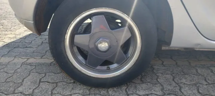 Vendo Jogo de Rodas Esportivas Borbet aro 15  -  troco pelas de ferro + volta