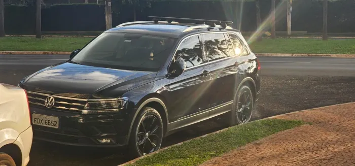 Volkswagen Tiguan Allspac Comf 250 TSI 1.4 Flex 2018