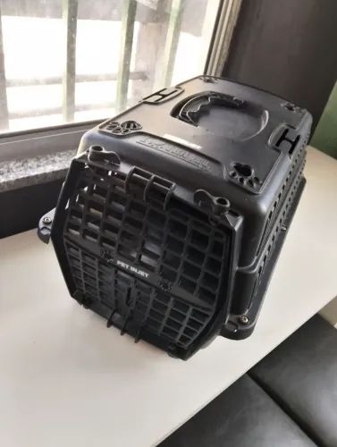 Caixa transportadora PET