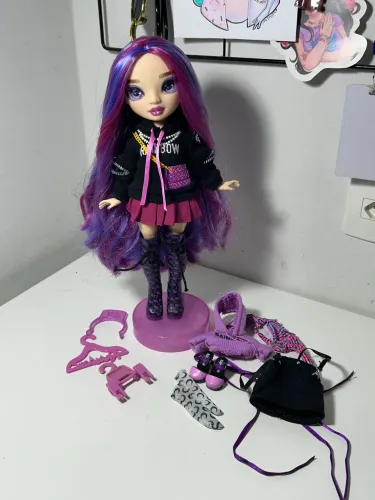 Rainbow High Emi Vanda