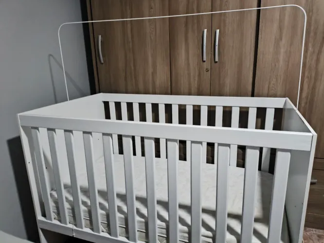 Berço cama branco 