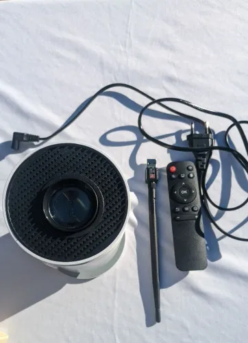 Projetor HY300-A Android 11 Wi-Fi Bluetooth + Controle + Antena USB Brinde