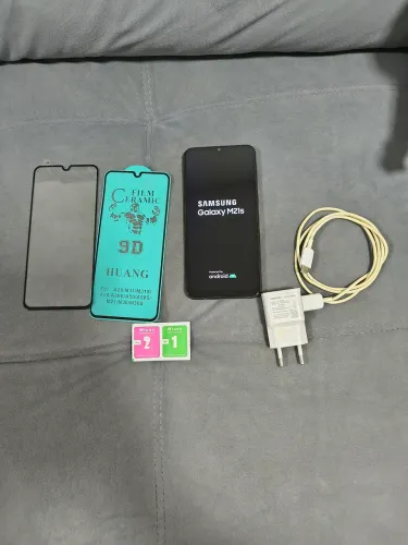 Celular Samsung m21s 64gb 4 de ram bateria 6000 mAh