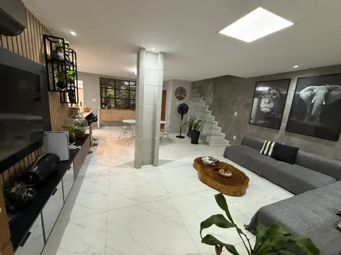 Alugo casa 03 quartos em Condomínio fechado Freguesia - Jacarepaguá