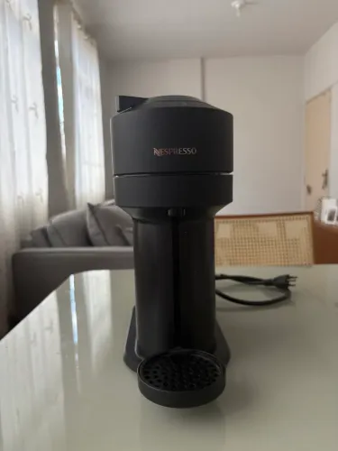 Cafeteira Nespresso Vertuo Pop Preta | Excelente Estado | Café Profissional em Casa