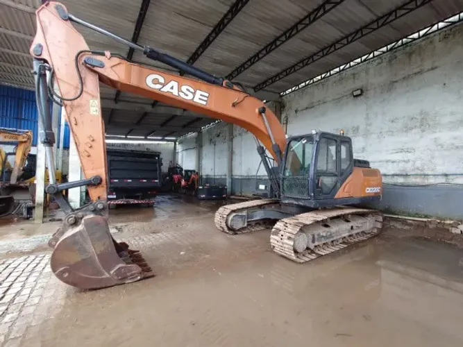 Escavadeira Hidraulica Case CX220C