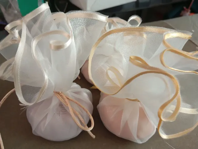 Presentinhos com sabonete natura