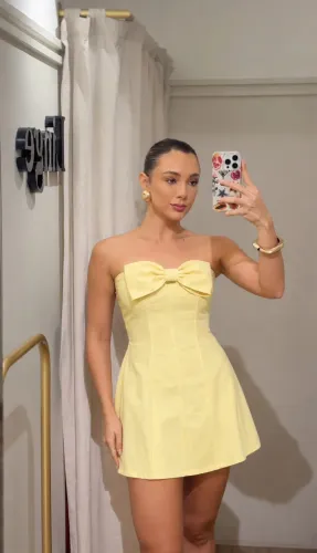 Vestido amarelo manteiga tomara que caia