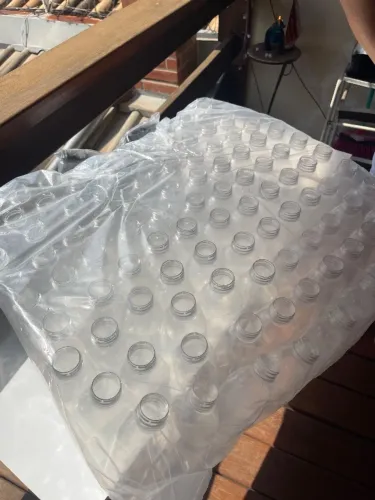 GARRAFAS DESCARTÁVEIS PLÁSTICAS- 500ml - 100 unidades