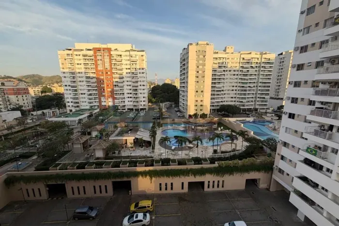 Excelente Apartamento de 3 Quartos no Pátio Carioca com Vista Livre para a Área de Lazer