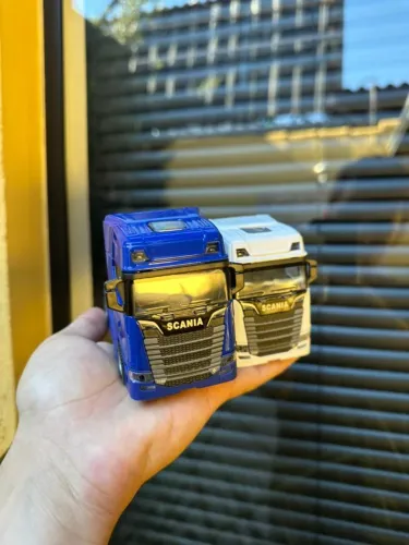 Miniatura Scania