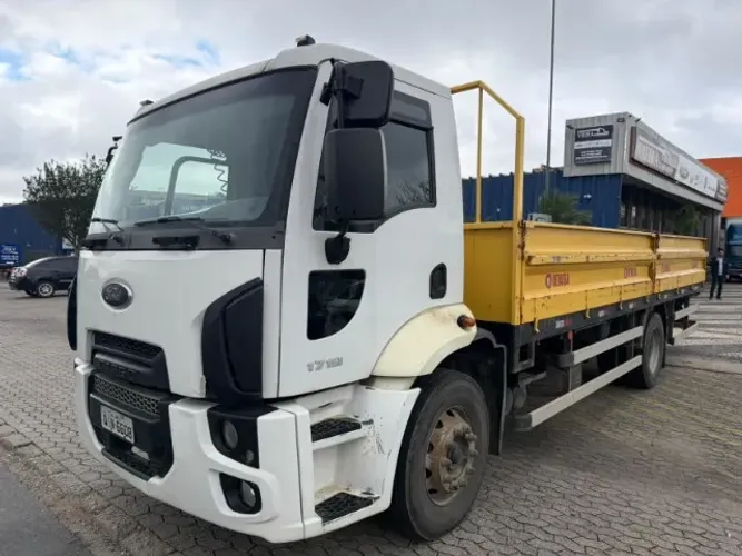 Ford Cargo 1719 ano 2018