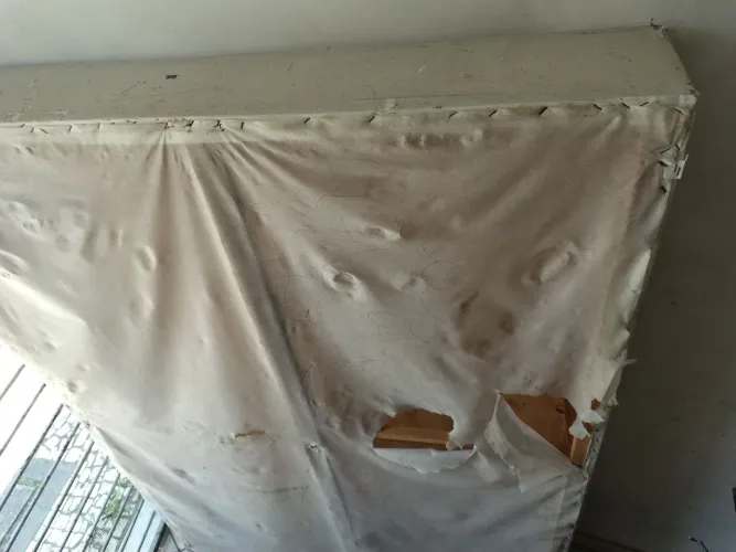 Base box de cama casal usada