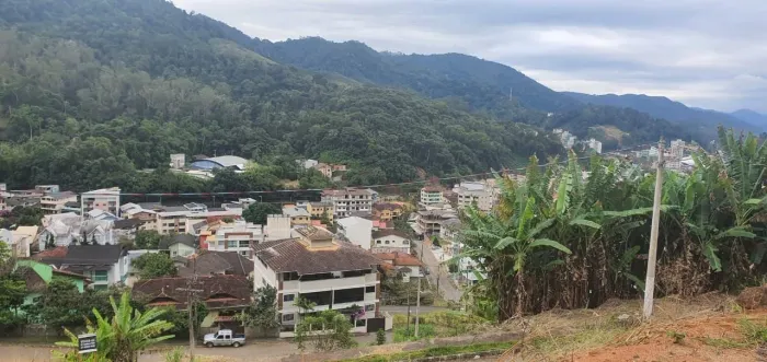 Terreno no parque dos nobres