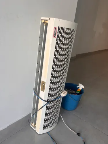 Cortina de vento para porta