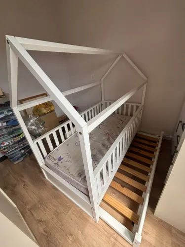 Cama Montessori Casinha e Cama Auxiliar Branco